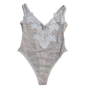 Victoria's Secret White Nude Lace Mesh Bodysuit XS Bridal